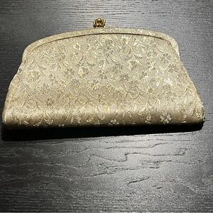 Vintage Cream Floral Brocade Kiss-Lock Clutch